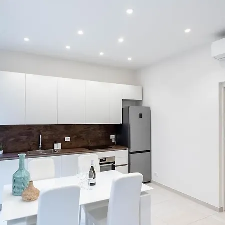 Domus Aurea2 A Stone's Throw From The Colosseum 아파트 *