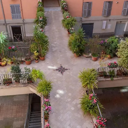 Domus Aurea2 A Stone's Throw From The Colosseum Appartement