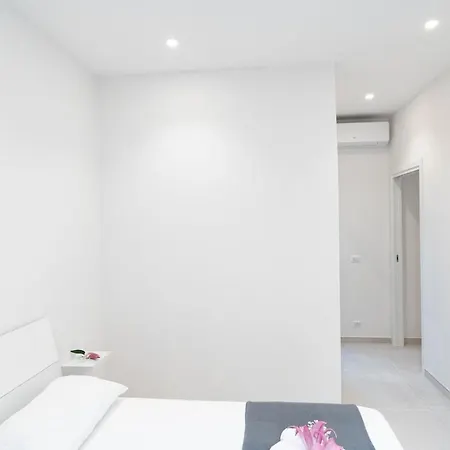Domus Aurea2 A Stone's Throw From The Colosseum Appartement Rome