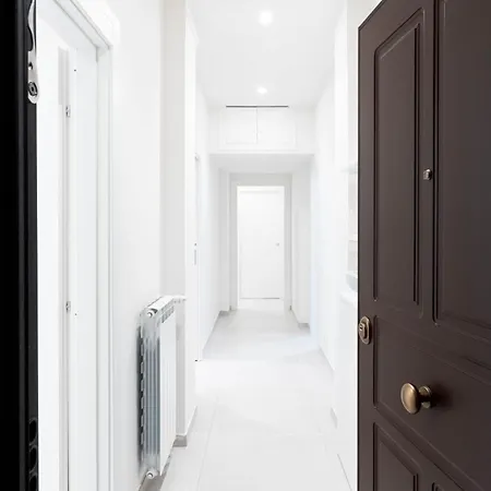 아파트 Domus Aurea2 A Stone's Throw From The Colosseum